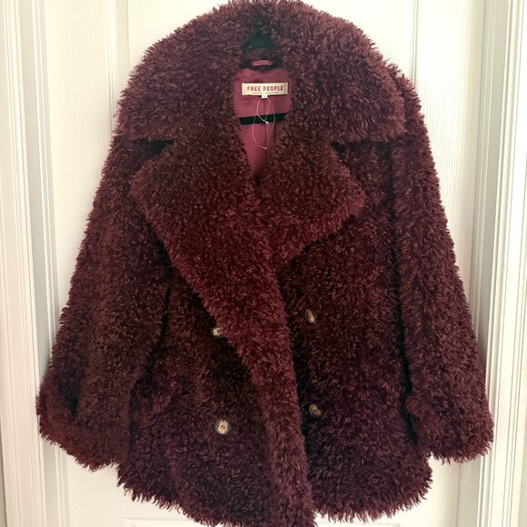NWT Free People Sophie Faux Fur Teddy Peacoat Size Small Deep Grape - Picture 1 of 10